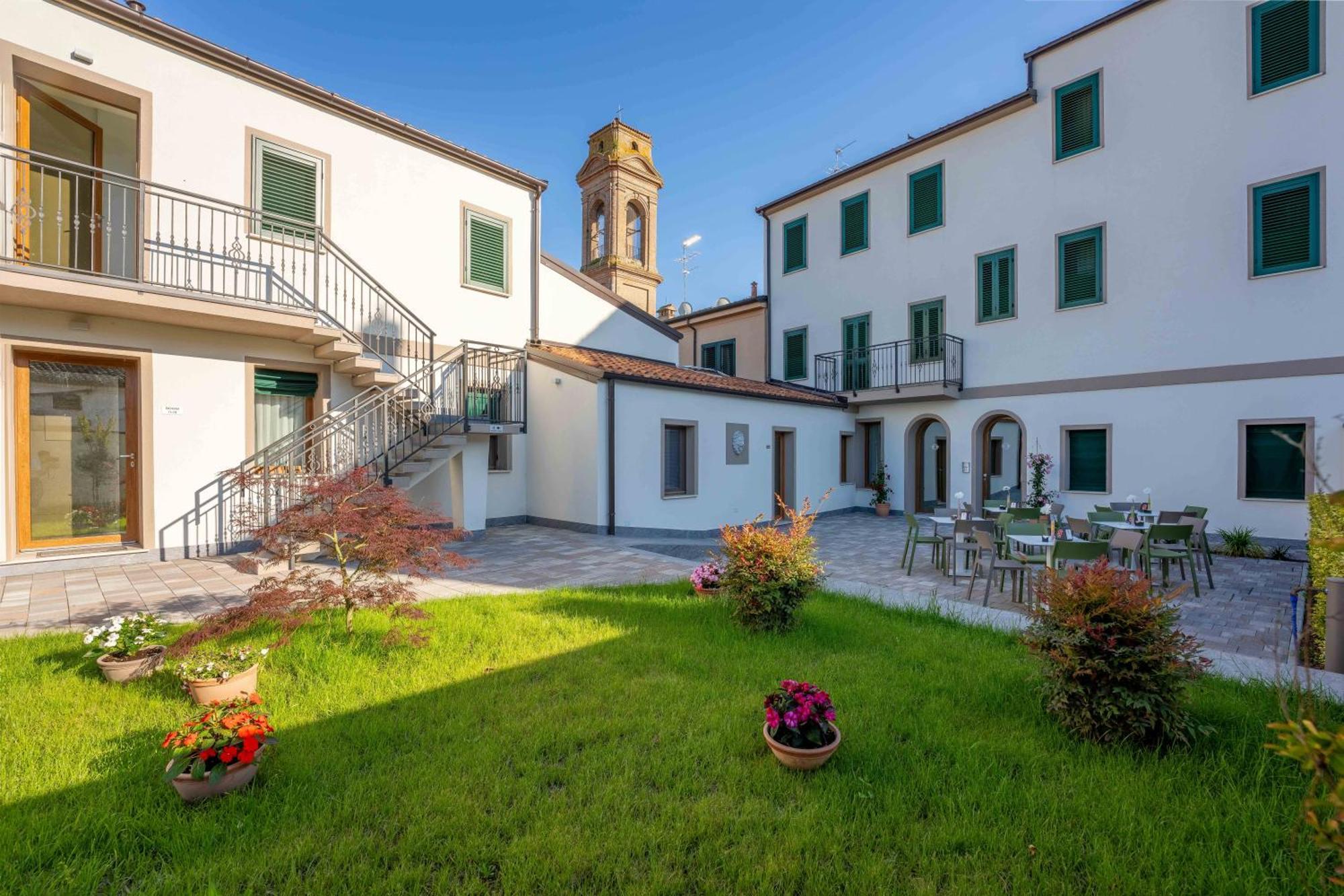 كوماكيو Villa Carducci المظهر الخارجي الصورة